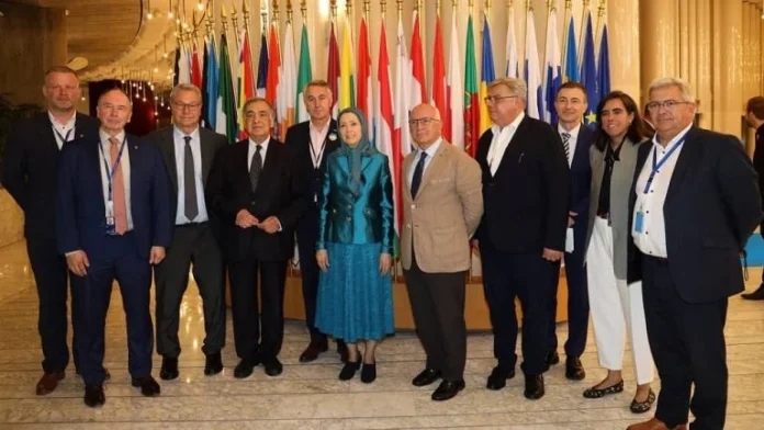 Presidentja e zgjedhur e NCRI-së, Maryam Rajavi, mban fjalim në Parlamentin Evropian për Iranin-