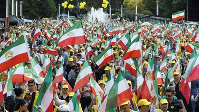 perfundo-zbutjen-tubimi-bruksel-kerkon-iran-te-lire Zbutja e Regjimit Iranian