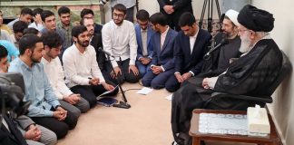 Fjalimi i fundit i Ali Khamenei-t më 20 tetor 2025 zbulon një regjim iranian në krizë
