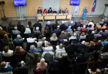 Konferencë madhore në Asamblenë Kombëtare Franceze për krizën politike dhe të të drejtave të njeriut në Iran Më 15 dhjetor 2025, Asambleja Franceze organizoi konferencë të madhe për krizën në Iran, me fjalim kryesor të Maryam Rajavit që promovoi “Opsionin e Tretë”