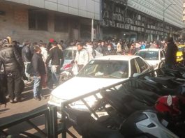 Kryengritja në Iran hyn në ditën e 8-të. Grevat e Pazarit, përplasje të dhunshme në rrugë dhe rritje e presionit ndaj regjimit.