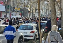 Protestat në Iran, Dita e 11-të: Punëtorët e energjisë bashkohen me grevat ndërsa forcat e sigurisë tërhiqen në qytetet kryesore Më 7 janar 2026, protestat në Iran hynë në ditën e 11-të me greva në sektorin energjetik, tërheqje të forcave të sigurimit dhe rezistencë të gjerë nga studentë e të burgosur.