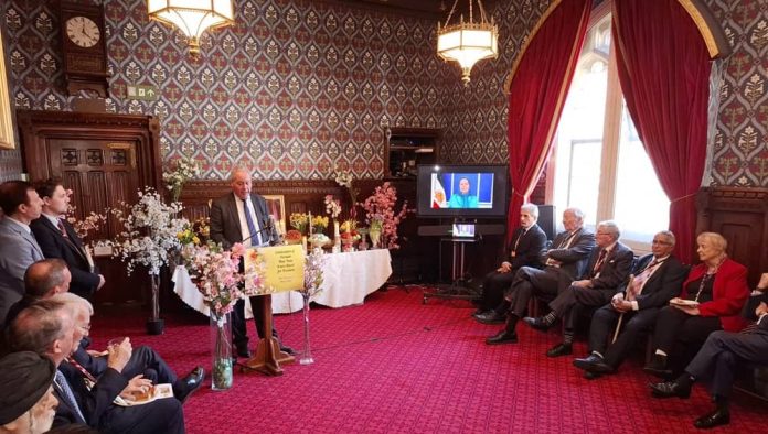 deputete-britanike-dhe-aktiviste-kerkojne-njohjen-e-qeverise-se-perkohshme-te-ncri-se Më 26 mars 2026, deputetë britanikë dhe aktivistë në Parlamentin e Mbretërisë së Bashkuar kërkuan njohjen e qeverisë së përkohshme të Këshillit Kombëtar të Rezistencës së Iranit (NCRI), shpalljen e IRGC-së si organizatë terroriste dhe mbështetjen e Planit me Dhjetë Pika të Maryam Rajavi për një Republikë laike, demokratike dhe jo-bërthamore në Iran.