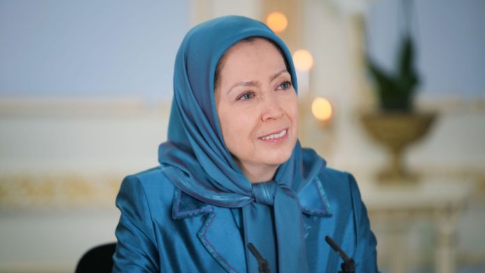 vdekja-e-khameneit-fund-i-regjimit-velayat-e-faqih-maryam-rajavi Mesazhi i Maryam Rajavi pas vdekjes së Khameneit: Fundi i despotizmit fetar dhe regjimit Velayat-e Faqih. NCRI shpall qeverinë e përkohshme për transferimin e sovranitetit tek populli i Iranit dhe krijimin e republikës demokratike.