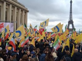 Protesta iraniane në Paris dhe Stokholm dënojnë ekzekutimet, theksojnë unitetin në rritje Mijëra iranianë dhe mbështetës të opozitës u mblodhën më 11 prill 2026 në Paris dhe Stokholm për të dënuar valën e re të ekzekutimeve në Iran. Maryam Rajavi theksoi rezistencën e popullit iranian dhe thirrjen për një Republikë Demokratike. Lexoni më shumë për unitetin transnacional të diasporës iraniane.