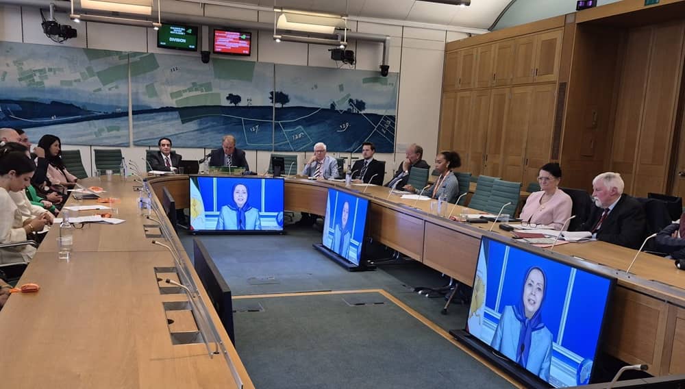 Konferenca në Parlamentin Britanik bëri thirrje për shpalljen e IRGC-së organizatë terroriste, mbështeti një republikë demokratike në Iran dhe dënoi rritjen e ekzekutimeve dhe shkeljeve të të drejtave të njeriut.