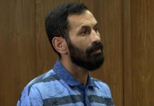 Ekzekutimi i protestuesit Shahram Sadeghi në Karaj Regjimi iranian ekzekutoi protestuesin Shahram Sadeghi në Karaj.