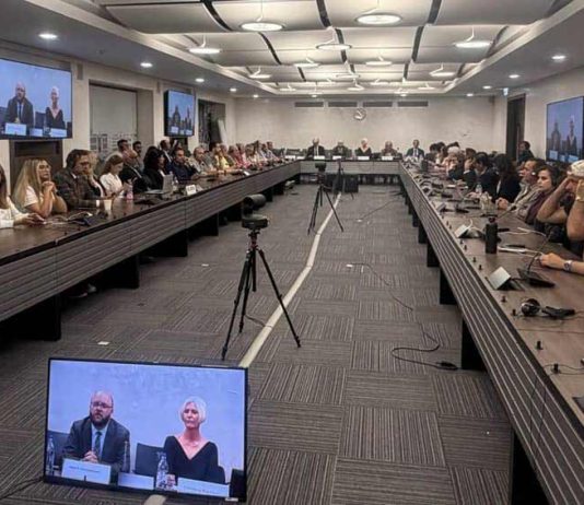 Konferencë në Gjenevë mbi ekzekutimet dhe represionin në Iran